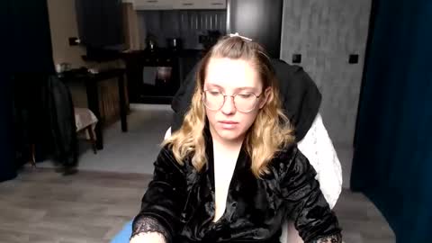 Regina online show from 20, 9, 2025