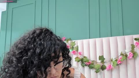 Snapshot of reginavegaa chatting on 23, 1, 2025 reginavegaa online show from 23, 1, 2025