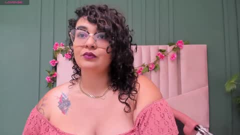 Snapshot of reginavegaa chatting on 28, 1, 2025 reginavegaa online show from 28, 1, 2025