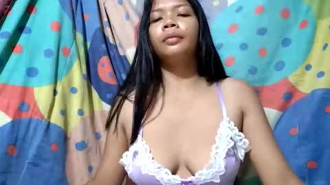 Snapshot of regine24 chatting on 24, 5, 2026 regine24 online show from 24, 5, 2026