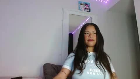 reina_reina online show from 15, 9, 2025