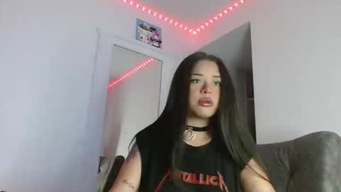 reina_reina online show from 17, 10, 2025