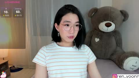 Snapshot of ren_yoonn chatting on 27, 5, 2026 Ren online show from 27, 5, 2026