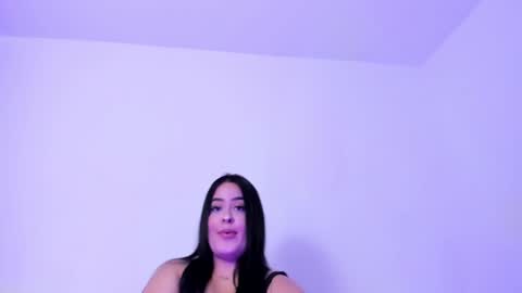 Snapshot of renata_reyes11 chatting on 15, 9, 2025 Renata online show from 15, 9, 2025