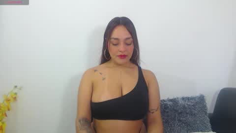 Snapshot of renatabrownn28 chatting on 20, 4, 2026 renatabrownn28 online show from 20, 4, 2026