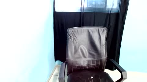 Snapshot of renatagrimaldi chatting on 4, 7, 2026 Renata online show from 4, 7, 2026