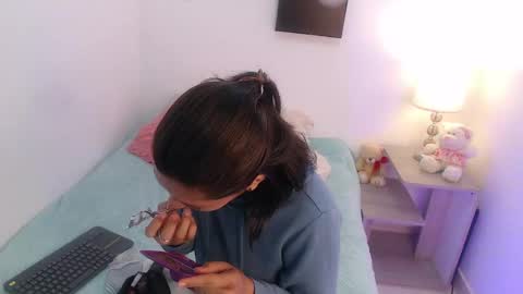 renataj online show from 31, 10, 2025