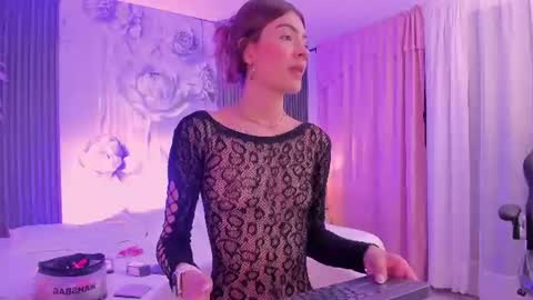 Snapshot of renatamason chatting on 30, 6, 2026 Renata online show from 30, 6, 2026