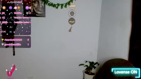 renne155269 online show from 10, 11, 2025