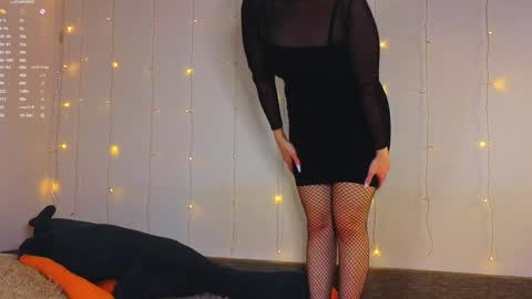 Snapshot of renochka chatting on 4, 1, 2025 renochka online show from 4, 1, 2025