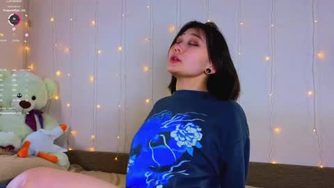 Snapshot of renochka chatting on 7, 2, 2025 renochka online show from 7, 2, 2025