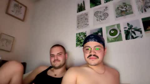 Snapshot of rentwaslxte chatting on 3, 5, 2026 rentwaslxte online show from 3, 5, 2026