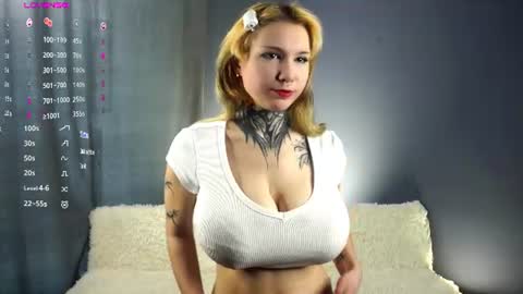 Snapshot of renvelour chatting on 25, 6, 2026 Ren online show from 25, 6, 2026