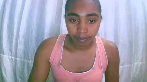 Snapshot of rephaleta chatting on 25, 10, 2025 Rephaleta online show from 25, 10, 2025