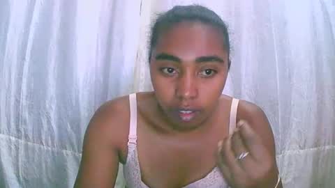 Snapshot of rephaleta chatting on 29, 10, 2025 Rephaleta online show from 29, 10, 2025