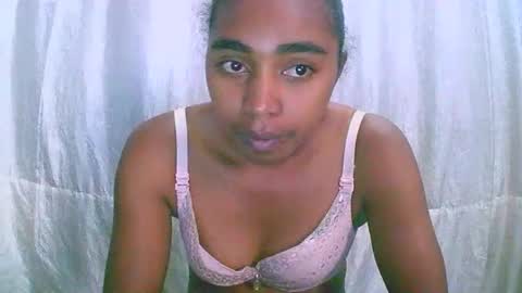 Snapshot of rephaleta chatting on 5, 11, 2025 Rephaleta online show from 5, 11, 2025