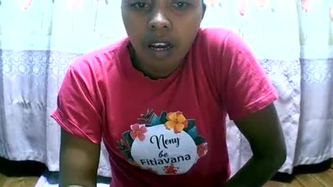 Snapshot of rephaleta chatting on 23, 6, 2026 Rephaleta online show from 23, 6, 2026
