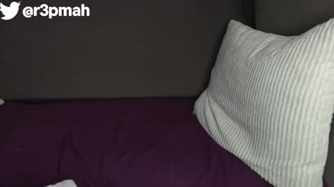 Snapshot of repmah chatting on 26, 9, 2025 My name is Repmah help me to get 50 thumb-up online show from 26, 9, 2025