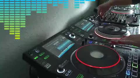 Snapshot of reticuli chatting on 26, 10, 2025 GearPorn online show from 26, 10, 2025