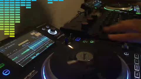 Snapshot of reticuli chatting on 9, 11, 2025 GearPorn online show from 9, 11, 2025