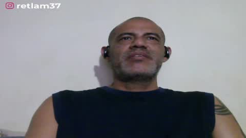 Snapshot of retlam37 chatting on 30, 4, 2026 Walter online show from 30, 4, 2026