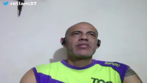 Snapshot of retlam37 chatting on 24, 5, 2026 Walter online show from 24, 5, 2026