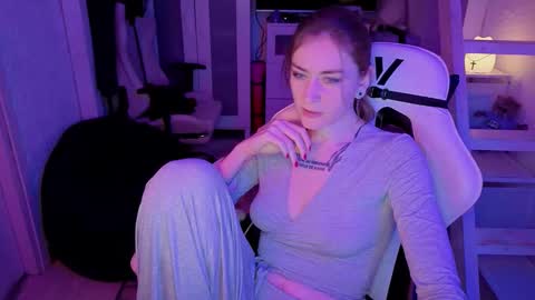 Snapshot of retromarie chatting on 10, 2, 2026 Rie online show from 10, 2, 2026