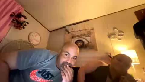 Snapshot of rette837 chatting on 19, 4, 2026 rette837 online show from 19, 4, 2026