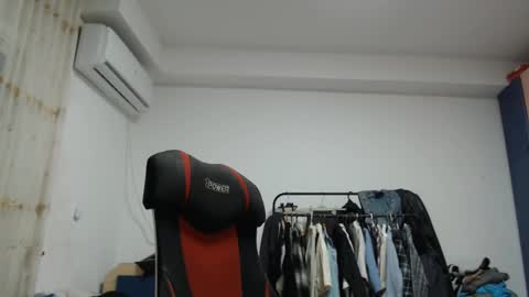 Chris online show from 2, 11, 2025