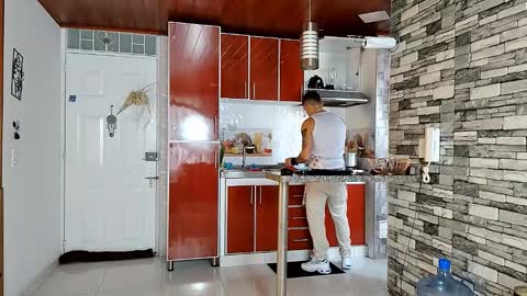 reymasterhot online show from 4, 12, 2025