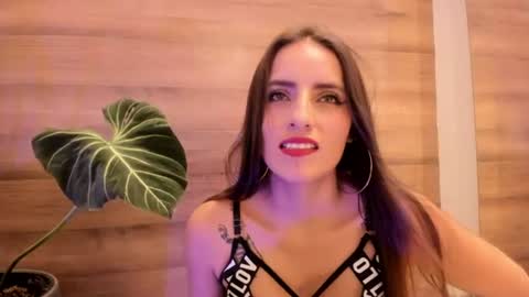 Snapshot of reyasimos chatting on 16, 7, 2026 reyasimos online show from 16, 7, 2026
