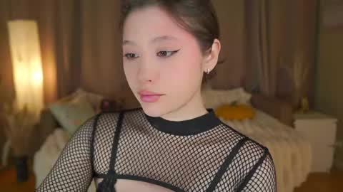 Snapshot of rhebageigel chatting on 19, 4, 2026 Nanami online show from 19, 4, 2026