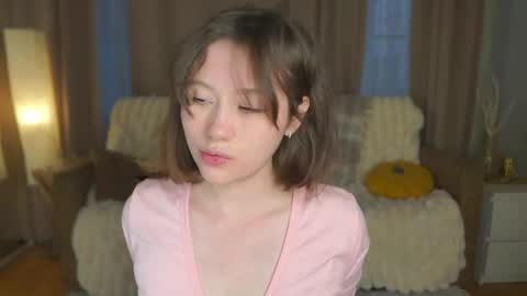 Snapshot of rhebageigel chatting on 19, 5, 2026 Nanami online show from 19, 5, 2026