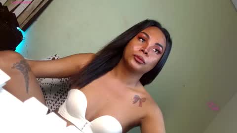 Snapshot of rhianasollway69 chatting on 13, 11, 2025 rhianasollway69 online show from 13, 11, 2025