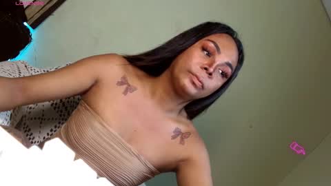 Snapshot of rhianasollway69 chatting on 14, 11, 2025 rhianasollway69 online show from 14, 11, 2025