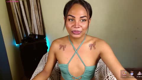 Snapshot of rhianasollway69 chatting on 23, 11, 2025 rhianasollway69 online show from 23, 11, 2025