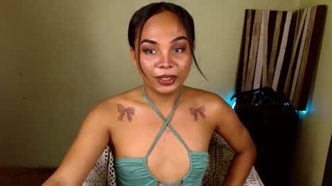 Snapshot of rhianasollway69 chatting on 27, 11, 2025 rhianasollway69 online show from 27, 11, 2025