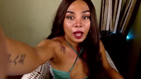 Snapshot of rhianasollway69 chatting on 28, 11, 2025 rhianasollway69 online show from 28, 11, 2025