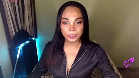 Snapshot of rhianasollway69 chatting on 22, 12, 2025 rhianasollway69 online show from 22, 12, 2025