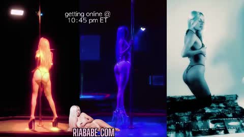 Snapshot of riababe chatting on 10, 9, 2025 ria online show from 10, 9, 2025