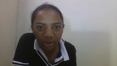 Snapshot of rianahcia chatting on 31, 7, 2026 rianahcia online show from 31, 7, 2026