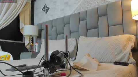 Snapshot of rianamanson chatting on 21, 2, 2025 Riana online show from 21, 2, 2025