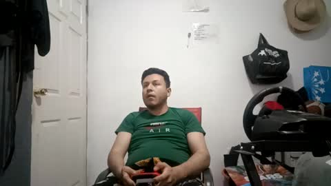 Snapshot of ricardogarcia21 chatting on 17, 12, 2024 ricardogarcia21 online show from 17, 12, 2024