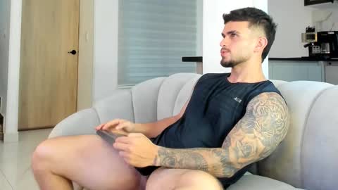 ricardogonzalez666 online show from 15, 4, 2026