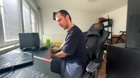 ricciardio online show from 16, 10, 2025