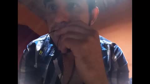 Snapshot of richar1222 chatting on 12, 11, 2025 JRDCl online show from 12, 11, 2025