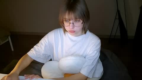 Snapshot of richardlundsten chatting on 22, 4, 2026 Luna online show from 22, 4, 2026