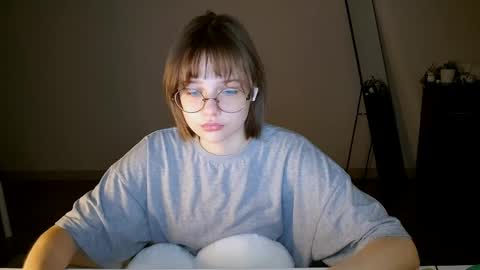 Snapshot of richardlundsten chatting on 23, 4, 2026 Luna online show from 23, 4, 2026