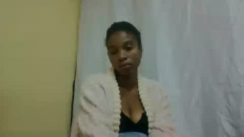 Snapshot of richella34 chatting on 23, 6, 2026 richella34 online show from 23, 6, 2026