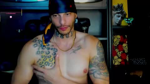 Snapshot of rickg_oficial chatting on 2, 10, 2025 RICKG online show from 2, 10, 2025